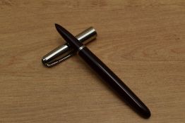 A Parker 51 Special Aerometric fill fountain pen in Burgundy with polished steel cap with Black