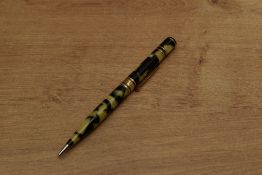 A Wahl propelling pencil in Pearl and Black with deco band
