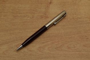 A Parker 51 Special pencil in Burgundy with Polished Steel cap. Circa 1955. Engraved Guaranty