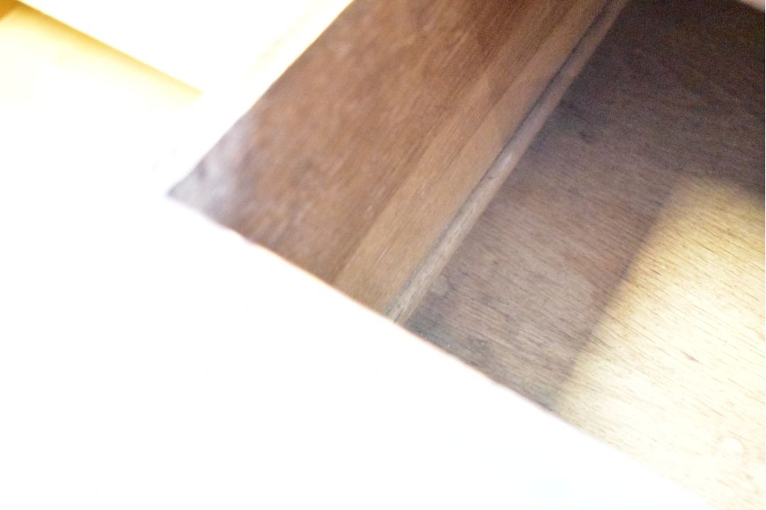 An early 20th Century oak chest of three long drawers , having turned frame, dimensions approx. - Image 2 of 2