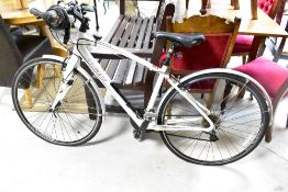 A Specialized Sirrus Sport hybrid bike, frame size 54.5 x 51cm, looks in good clean condition