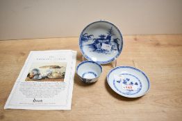 Three pieces of 18th-century Chinese Nanking Cargo porcelain, featuring delicate blue and white hand