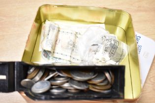 A collection of 20th Century British coins together with world coins and banknotes. Approximate