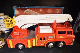 MT Modern Toys Masudaya (japan), Plastic and Battery Operated Snorkel Fire Engine, very little us