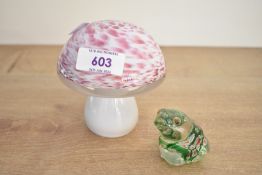 A small 20th-century Wedgwood studio glass mushroom, having pink speckled decoration; sold with a