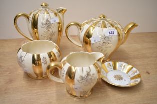 A small quantity of mid 20th-century Art Deco-style Sudlow's Burslem 'Rita' ware, featuring a