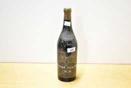 1959 Gilbey's Chateauneuf Du Pape, no strength or capacity stated, level mid shoulder