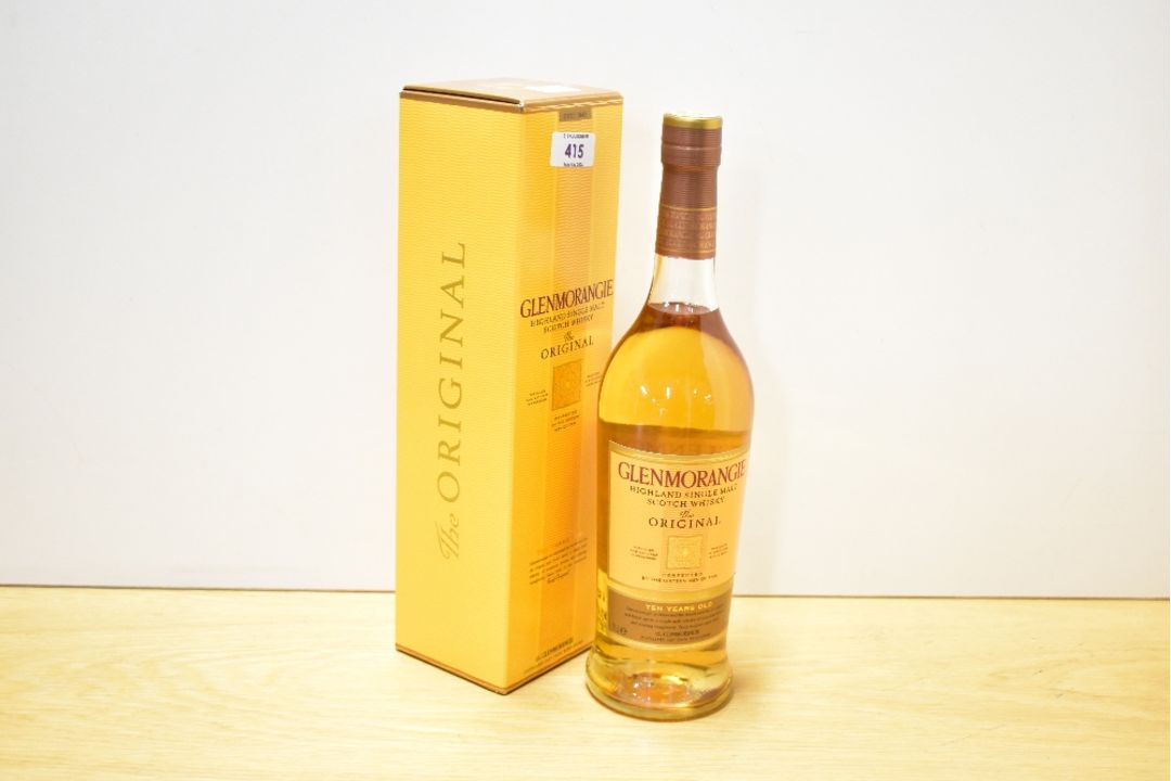 Glenmorangie 10 Year Old Highland Single Malt Scotch Whisky, 40% vol, 70cl, in card tube, level - Image 1 of 2