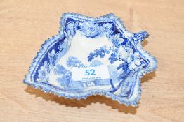 A fine 19th-century blue and white pearlware pickle dish, of leaf-form with surface texture