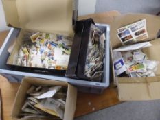 TRADE CARDS & CIGARETTE CARDS - SUBSTANTIAL LOT IN 4 BOXES, SEVERAL THOUSAND Large accumulation of
