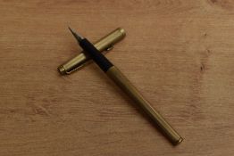 A Parker 180 cartridge fill fountain pen in gold fill Millerais. Circa 1983