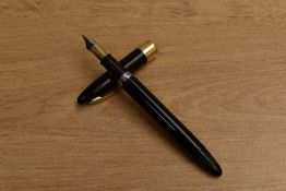 A Sheaffer Valliant touchdown fill fountain pen in Black having a Sheaffer Made in USA 14K nib.