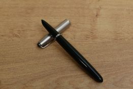 A Parker 51 Demi Aerometric fill fountain pen in Forest Green with lustraloy cap. Circa 1959