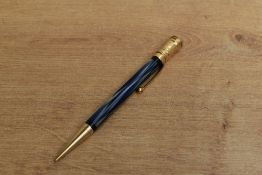 A Parker True Blue Flat Top pencil, Circa 1928