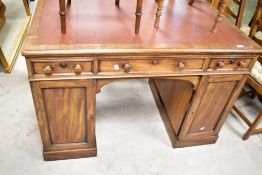 A Victorian mahogany pedestal desk of nice proportions, dimensions approx. W121 D75 H82cm