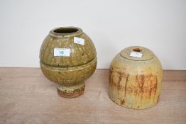 Two late 20th-century Patrick Reed (1943–2017) studio pottery seed vases, featuring amorphous seed