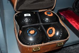 Four Bowling Woods, Heartsease St Francis BC, in leather effect carry bag