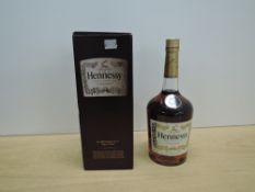 Hennessy Very Special Cognac, 40% vol, 1 litre, level low neck, seal good, boxed, 1 bottle