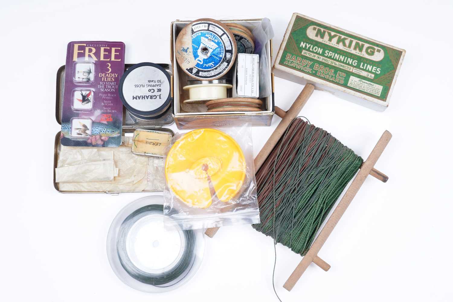 A collection of fishing tackle - Image 6 of 13