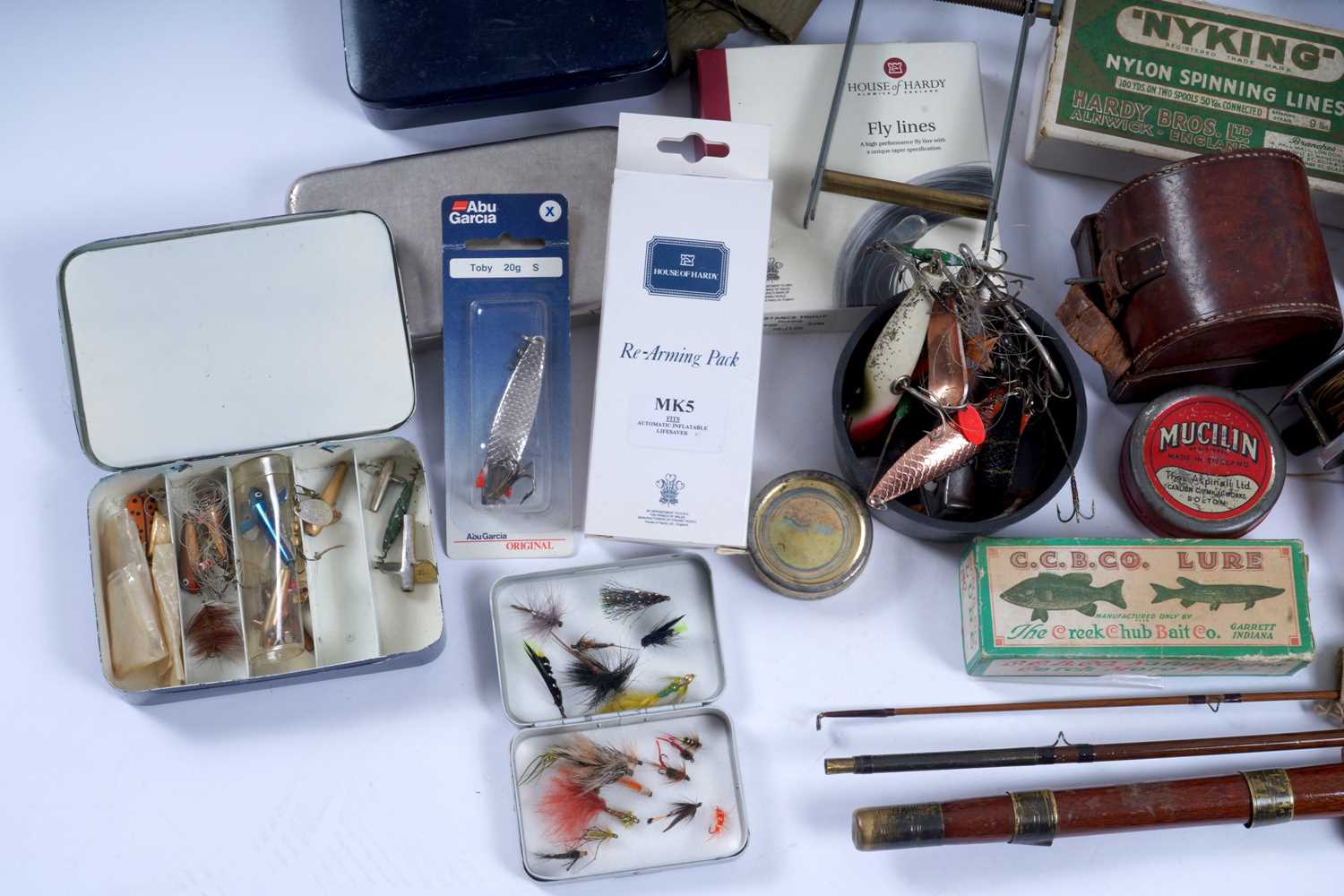 A collection of fishing tackle - Image 9 of 13