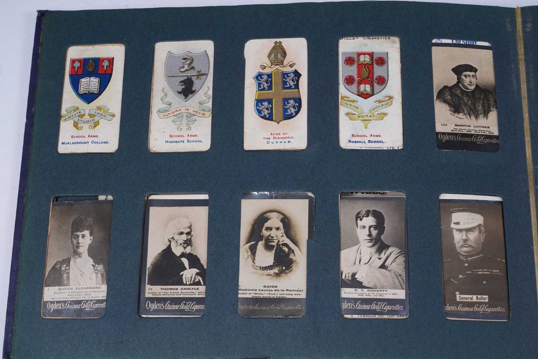 A collection of cigarette cards - Image 3 of 25