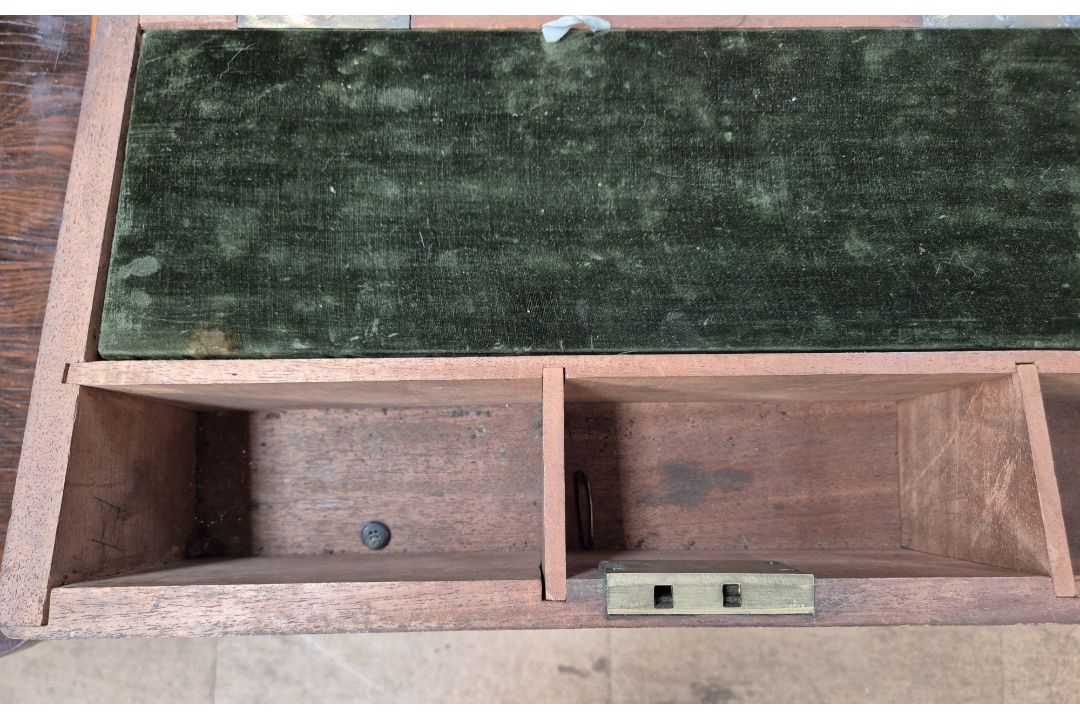 A Victorian mahogany laptop desk with geometric inlay - Image 6 of 7