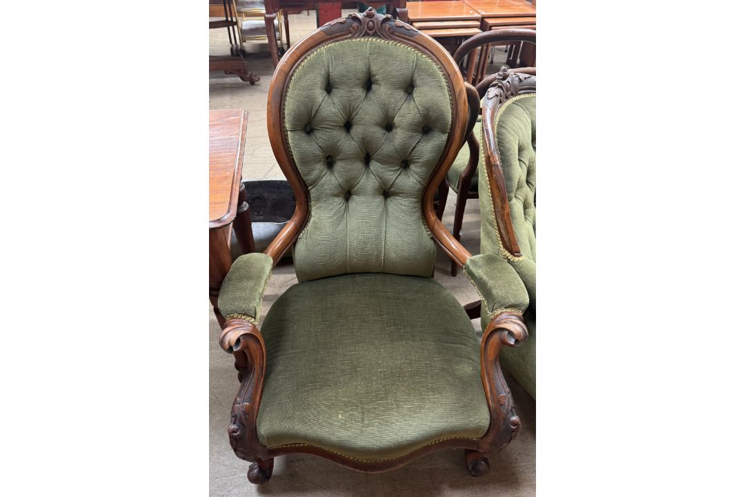 A Victorian chaise longue together with a matching lady's and gentleman's chair and a set of six - Image 5 of 5