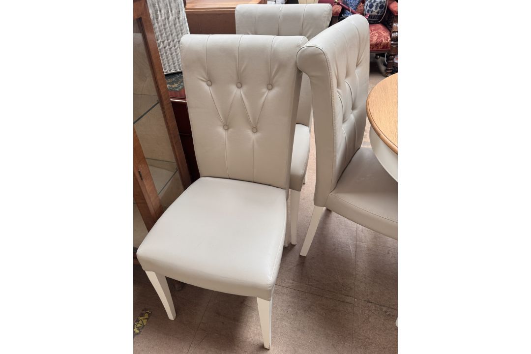 A modern oak and cream painted kitchen table and eight chairs together with a matching sideboard, - Image 6 of 6