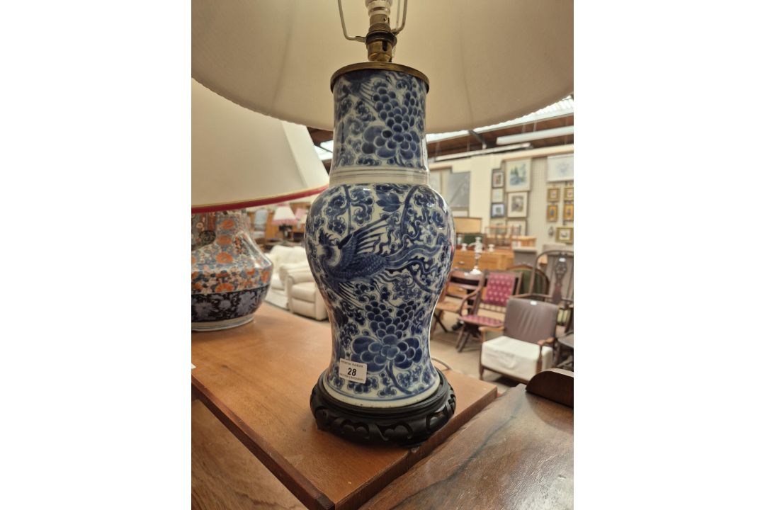 A Japanese Imari pattern vase converted to a table lamp together with three Chinese blue and white - Image 18 of 25