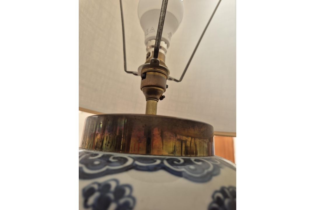 A Japanese Imari pattern vase converted to a table lamp together with three Chinese blue and white - Image 13 of 25