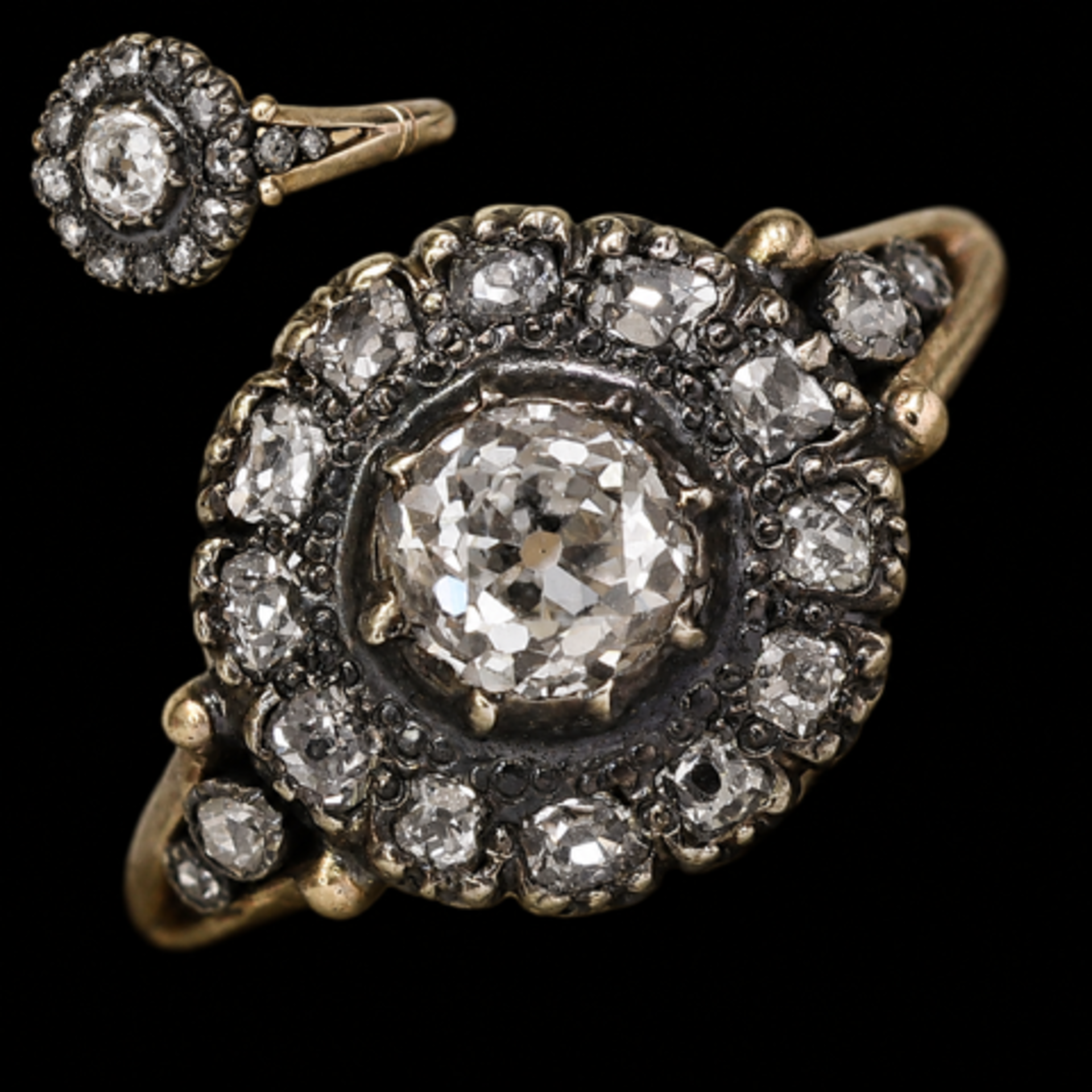 ANTIQUE DIAMOND CLUSTER RING