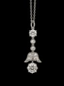 DIAMOND PENDANT NECKLACE