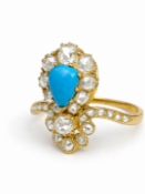 ANTIQUE TURQUOISE AND DIAMOND CLUSTER RING