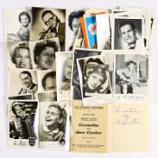 Autogrammkarten mit Autographen