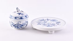 1 Untersetzer und 1 Zuckerdose Meissen