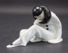Art Déco Porzellanplastik 'Pierrot' / An Art Deco figurine of a Pierrot, Gebr. Heubach, ...