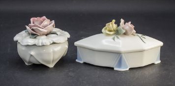 2 Deckeldosen mit Rosen / 2 lidded bowls with roses, Karl Ens, Volkstedt, um 1920/30