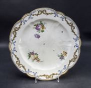 Teller mit Blumenmalerei / A plate with painted flowers, Frankreich, Ende 18. Jh.