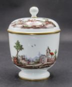 Deckeldose mit Landschafts- und Insektenmalerei / A lidded bowl with landscapes and insects, ...