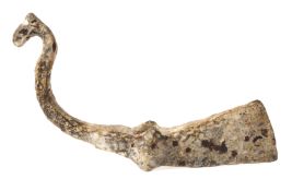 Antikes Zeremonialbeil