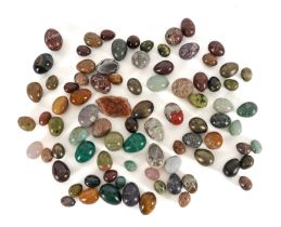 A LARGE COLLECTION OF SPECIMEN HARDSTONE EGGS AND BALLS (QTY)