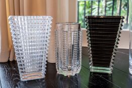 BACCARAT; AN EYE RECTANGULAR VASE (5)