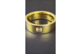 18ct Gold gents ring set with baguette diamond, di