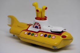 Corgi toys The Beatles yellow submarine , age rela