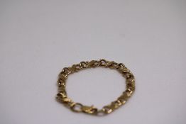 Babies yellow metal bracelet Weight 5g