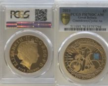 Great Britain 2011 gold proof £5 coin - Date 2011