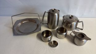 Old Hall stainless steel tea/coffee set