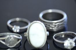 5 Silver rings