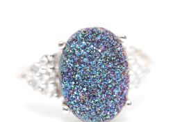 Sterling silver ring, green drusy & white topaz li