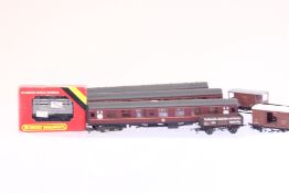 Set of 5 Hornby OO Gauge Model Railway Coaches and Wagons